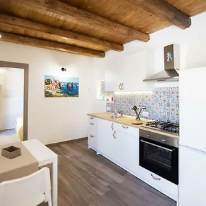 Casa Oscar Castellammare del Golfo